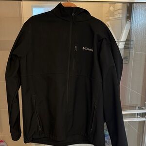Columbia wind proof rain proof jacket. XXL great condition